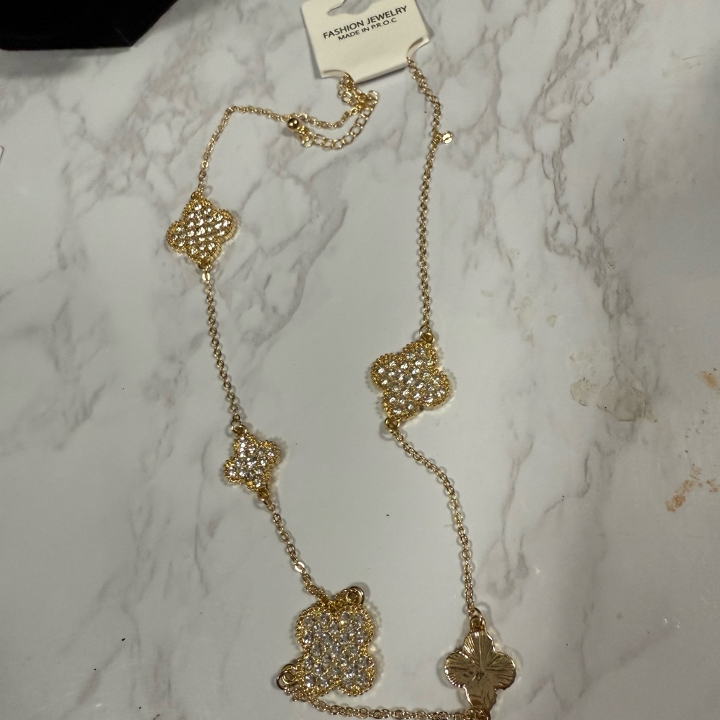 Elegant Gold Fashion Necklace